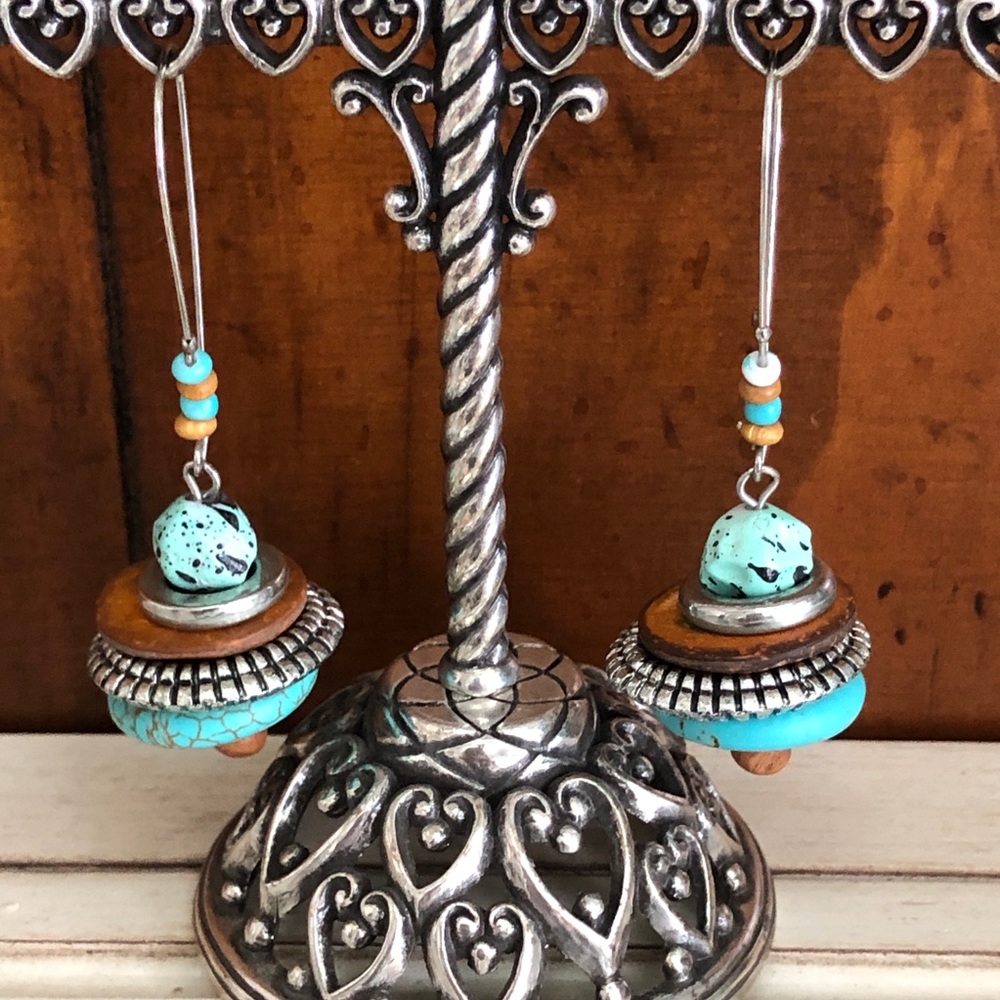 Turquoise Loop Earrings - Picture 5 of 5